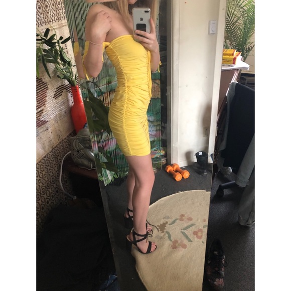 Yellow bodycon dress - Picture 2 of 2